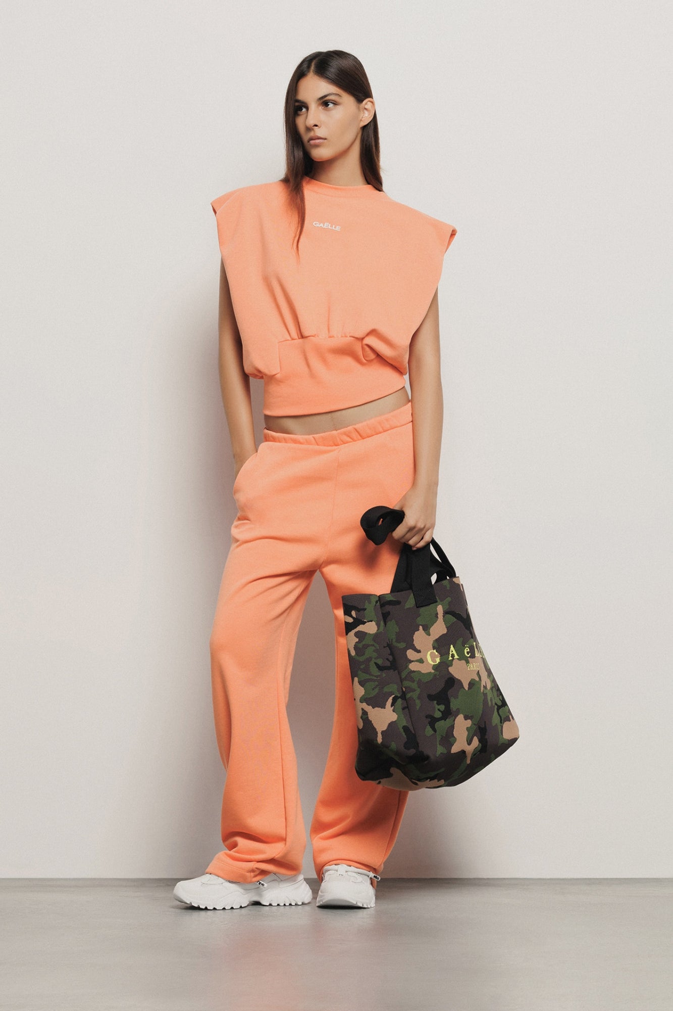 Pantalone palazzo in felpa con tasche alla francese e stampa Gaëlle Paris