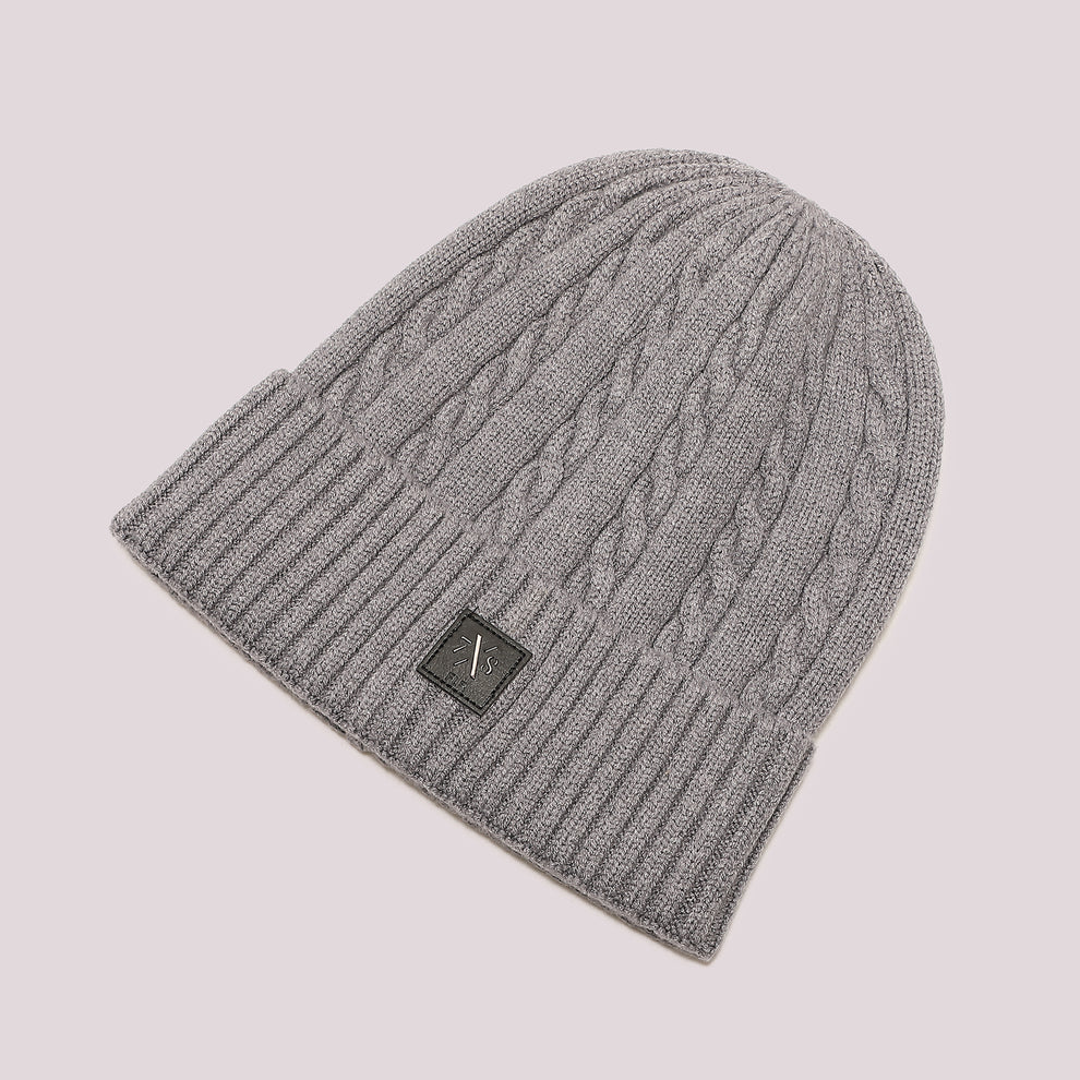 BERRETTO BASIC IN MAGLIA CON TRECCE 7x8