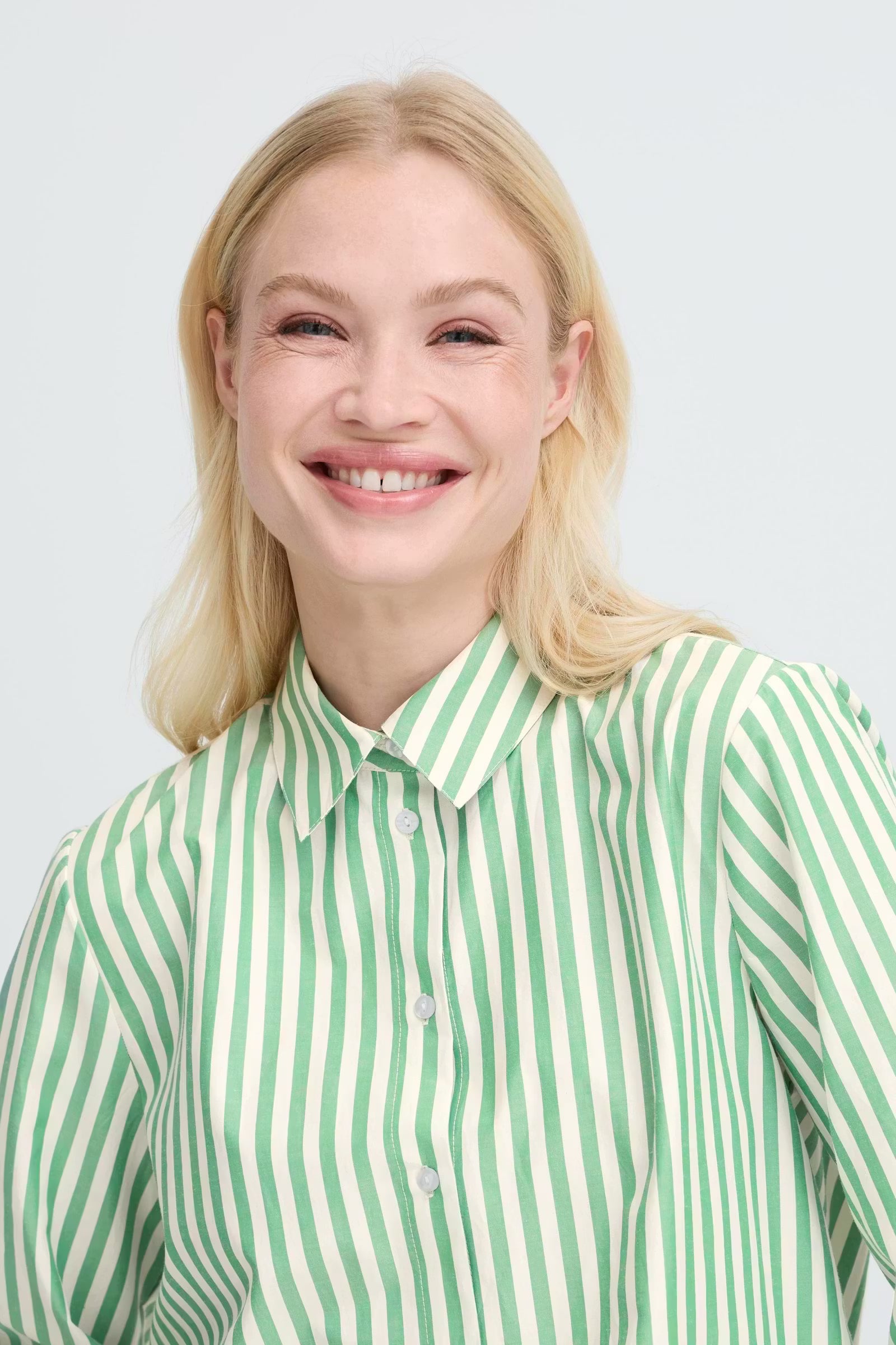 BYHETILA Shirt B.Young