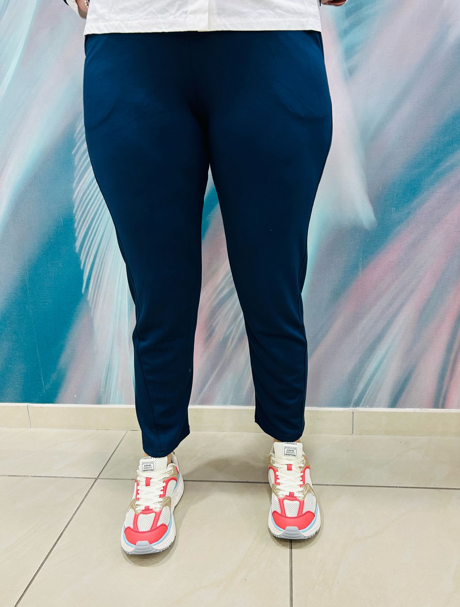 BYTULLAS PANTALONI B.YOUNG