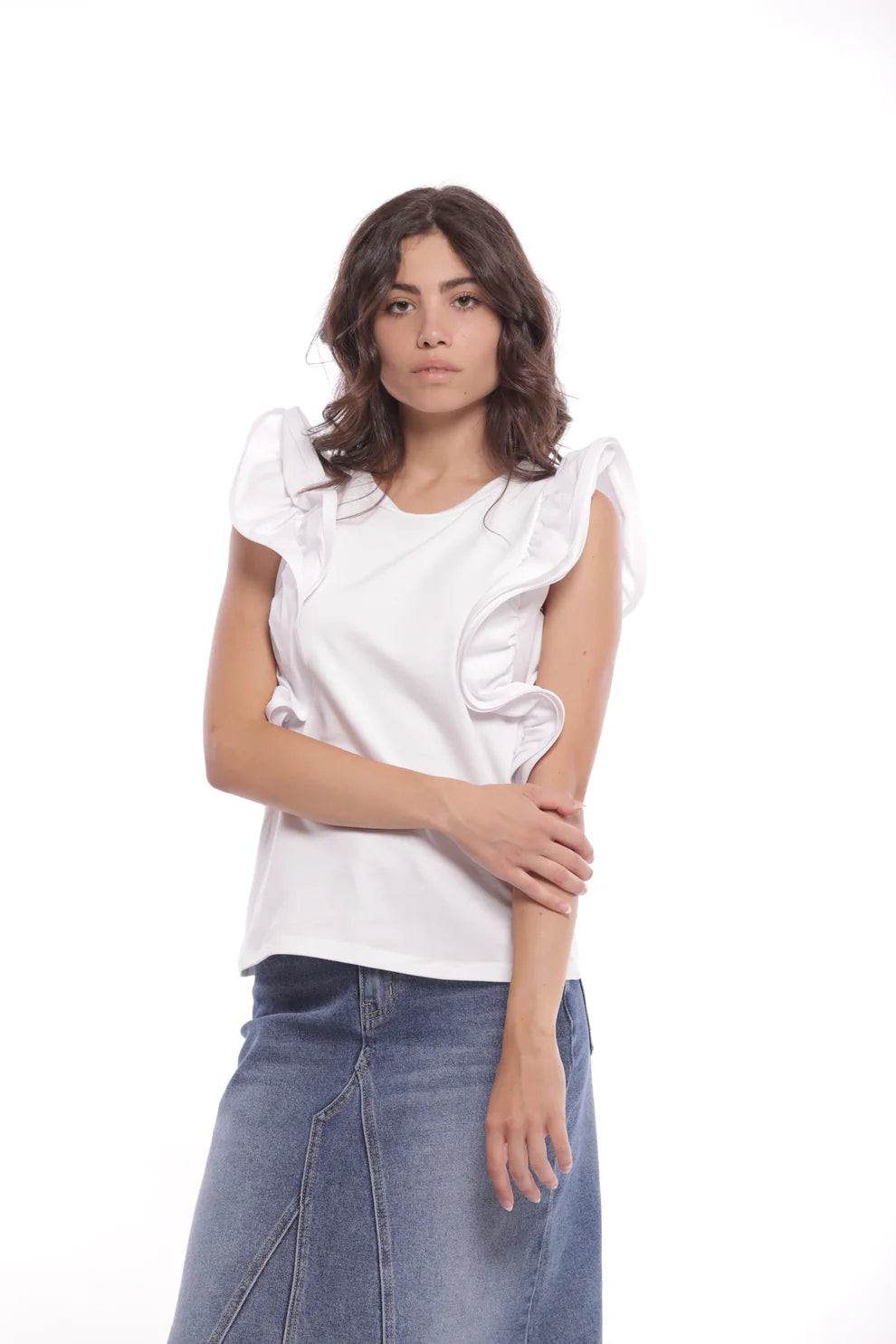 T-SHIRT CON VOULANT "RIGIDE" SU MANICHE MIMI-MUA