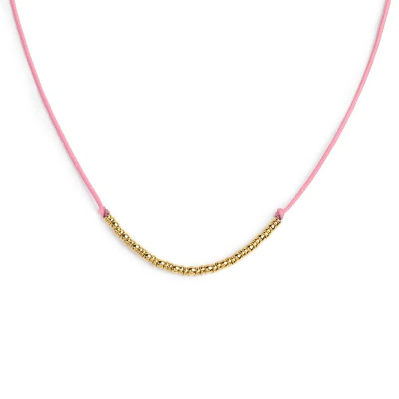 Collana cordino con sfere e rondelle al centro Marlù