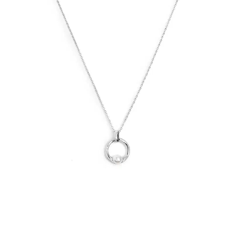 Collana catena con centrale a forma organica con perla Marlù