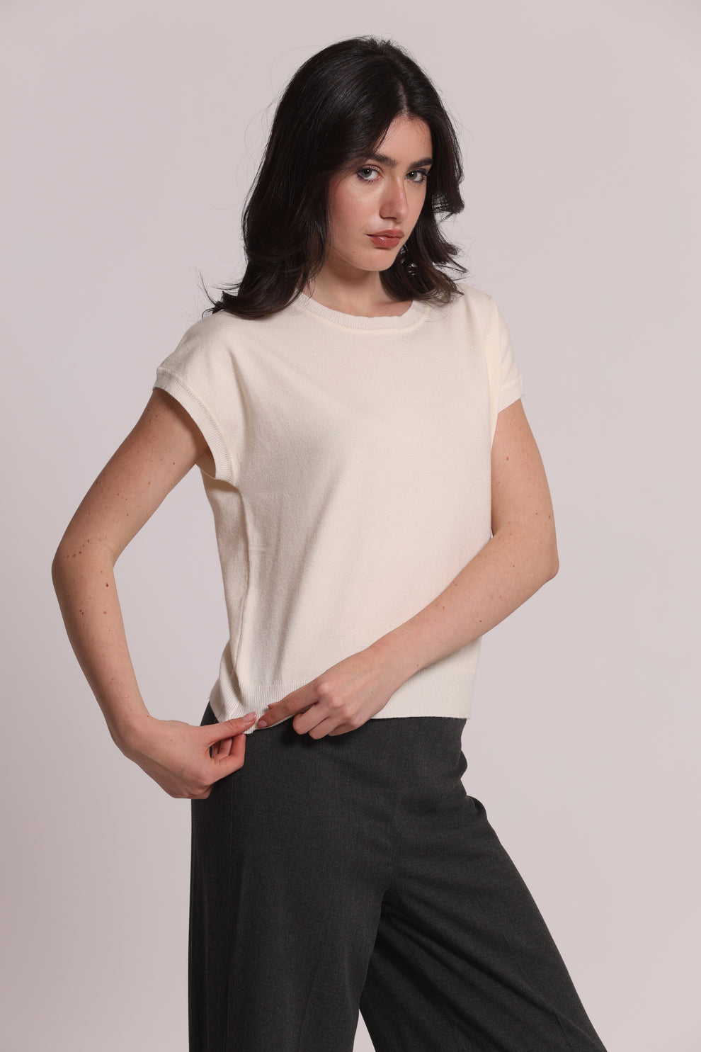 MAGLIA A MANICHE CORTE MIMI-MUA
