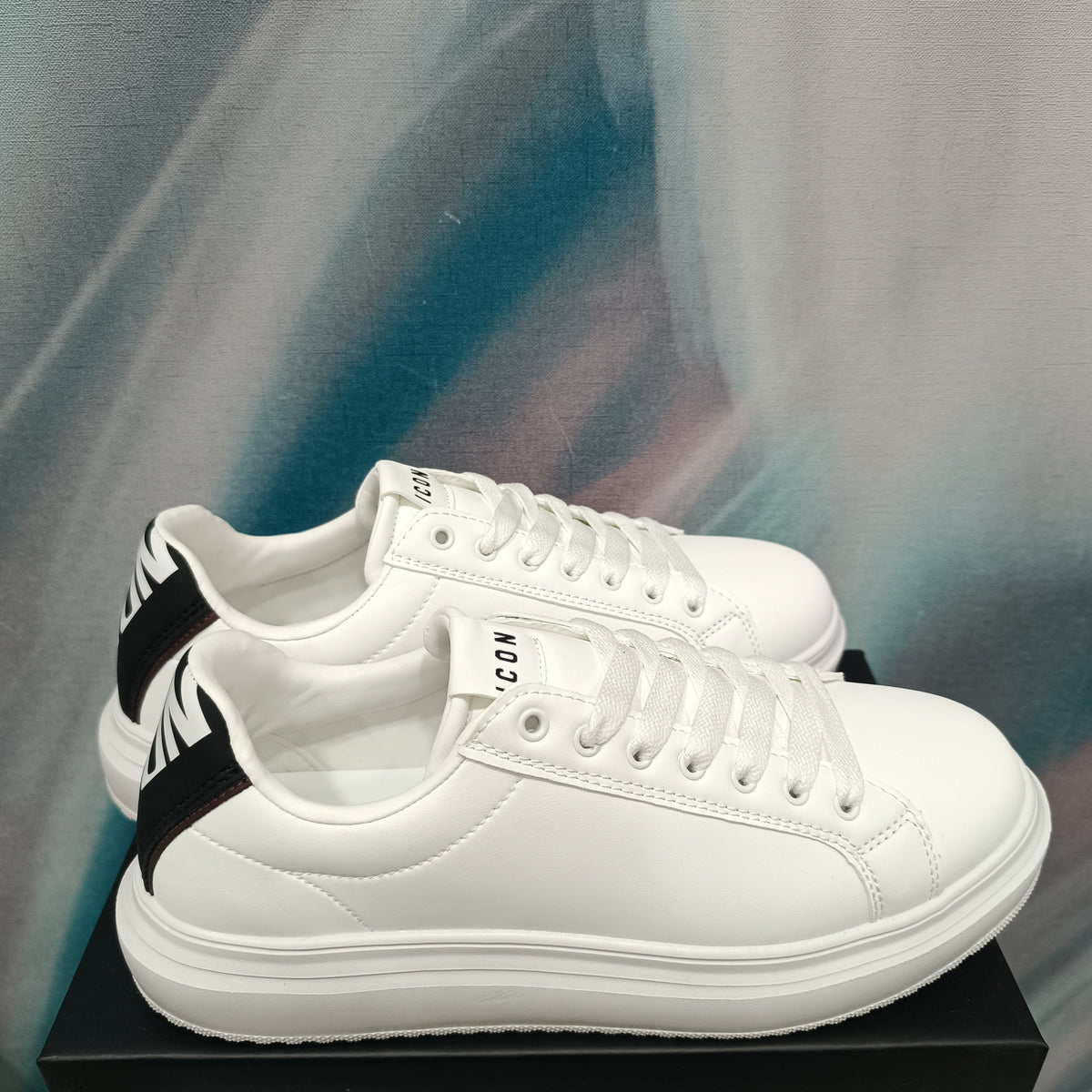 Sneakers ICON