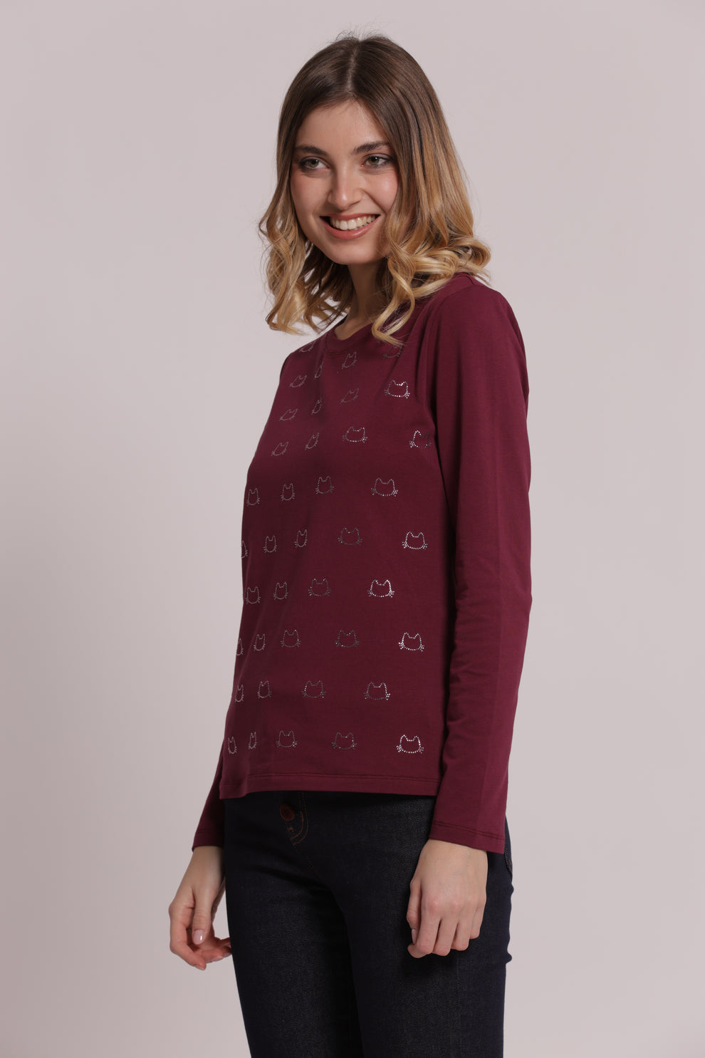 T-SHIRT MANICHE LUNGHE CON SCOLLO A V E GATTI STRASS MIMI-MUA