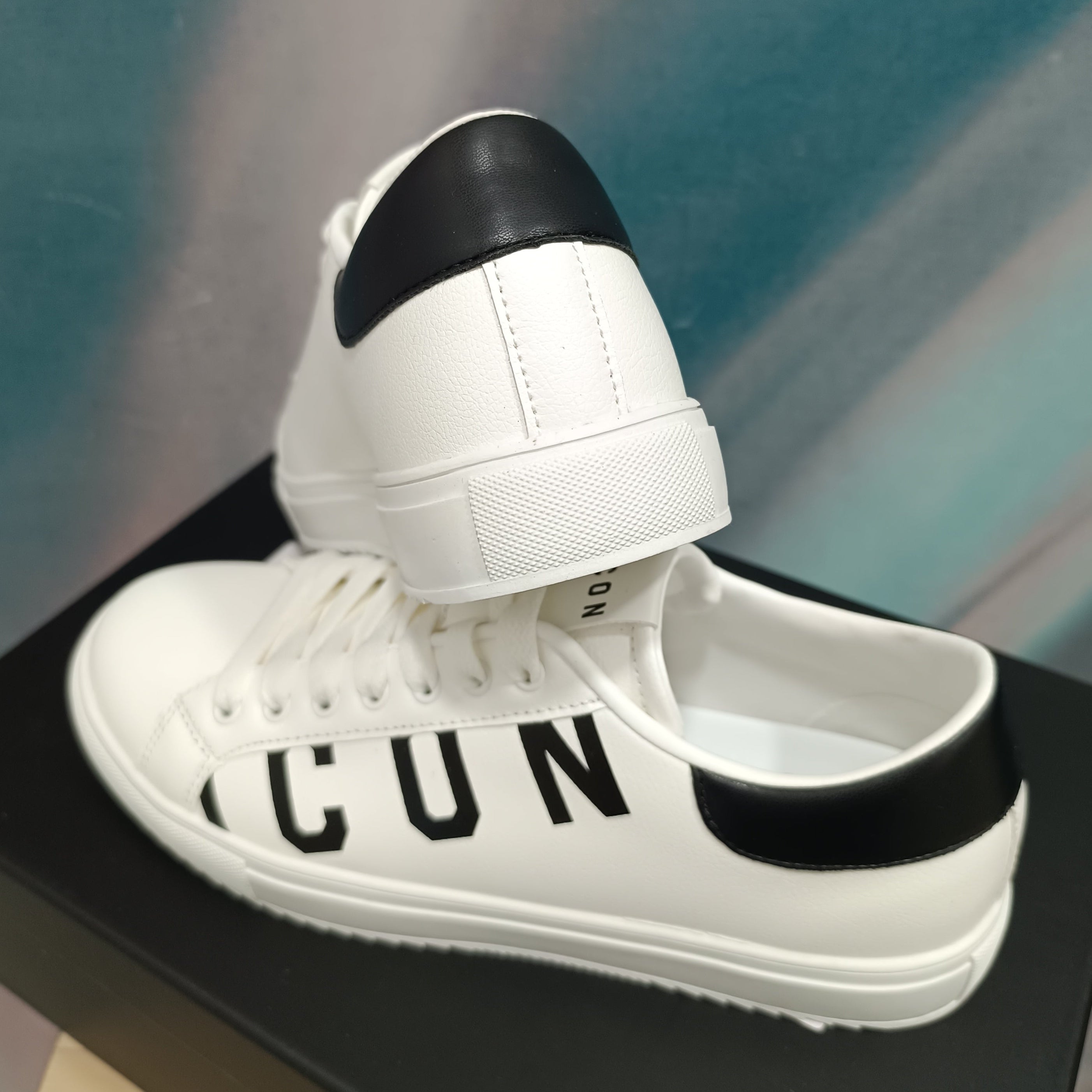 Sneaker Icon