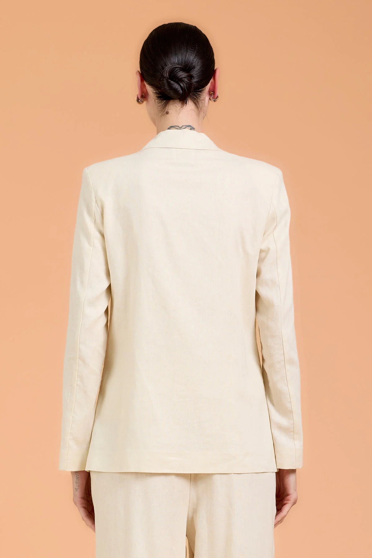 TAILLEUR LINO Take Two