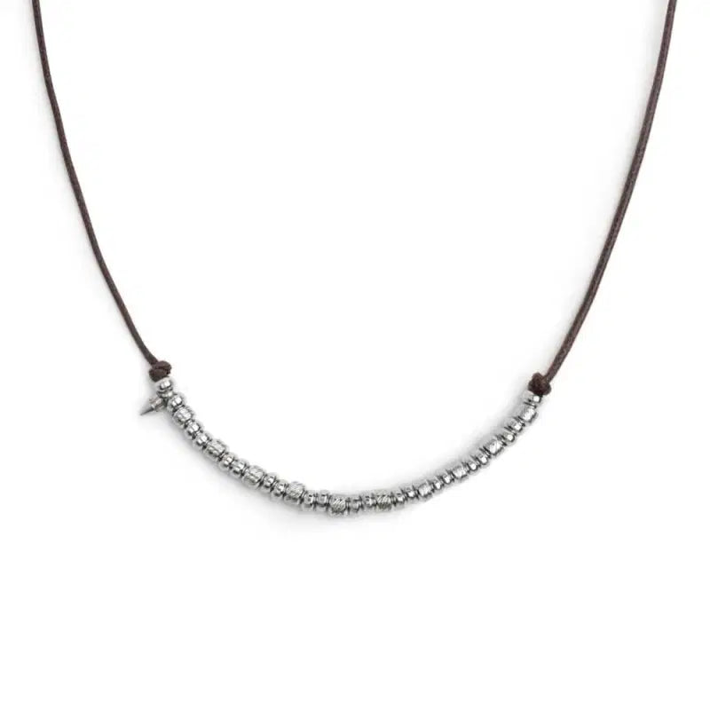 Collana cordino cerato elementi in acciaio e mini spike Marlù