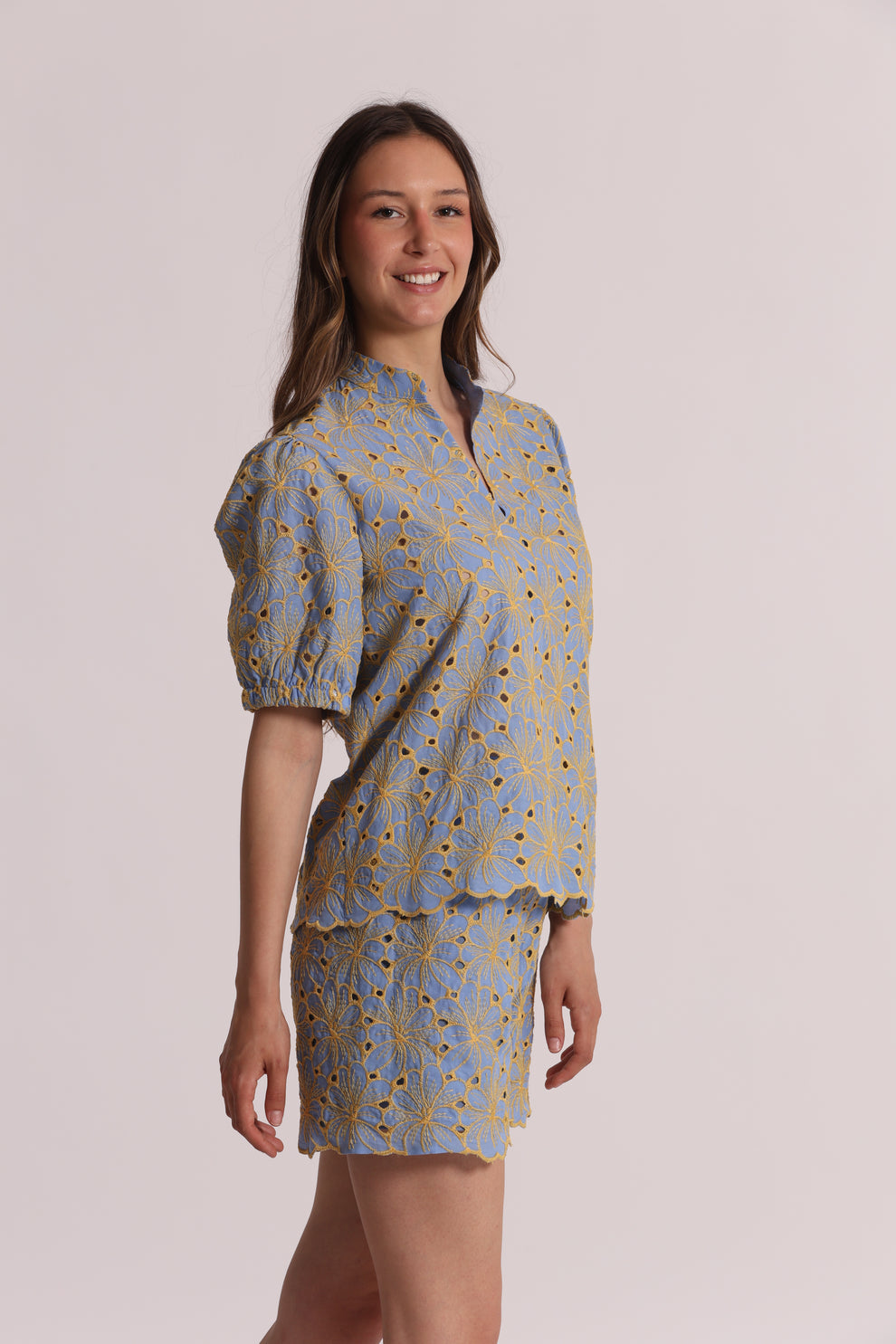 BLUSA A MANICHE CORTE IN SANGALLO MIMI-MUA