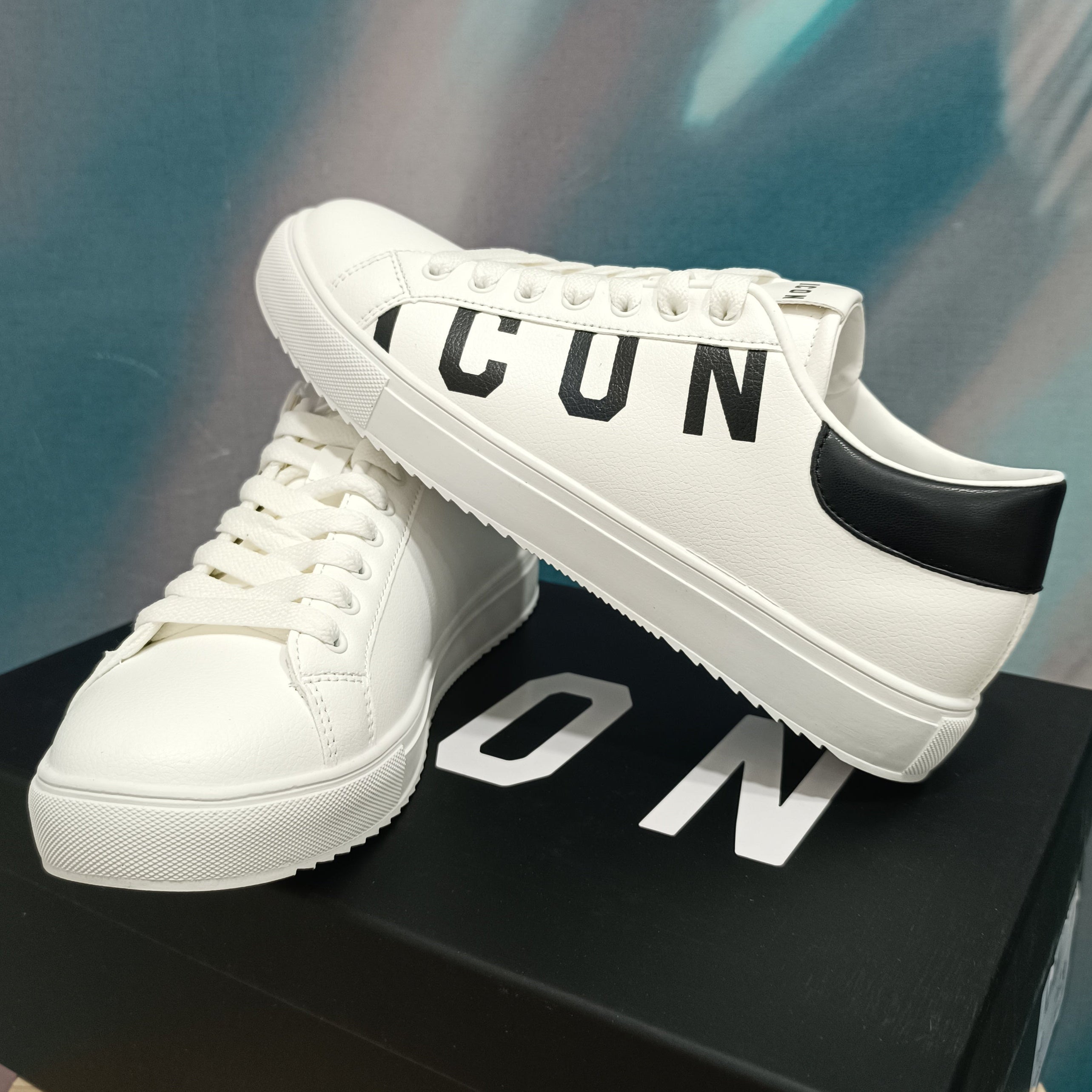 Sneaker Icon