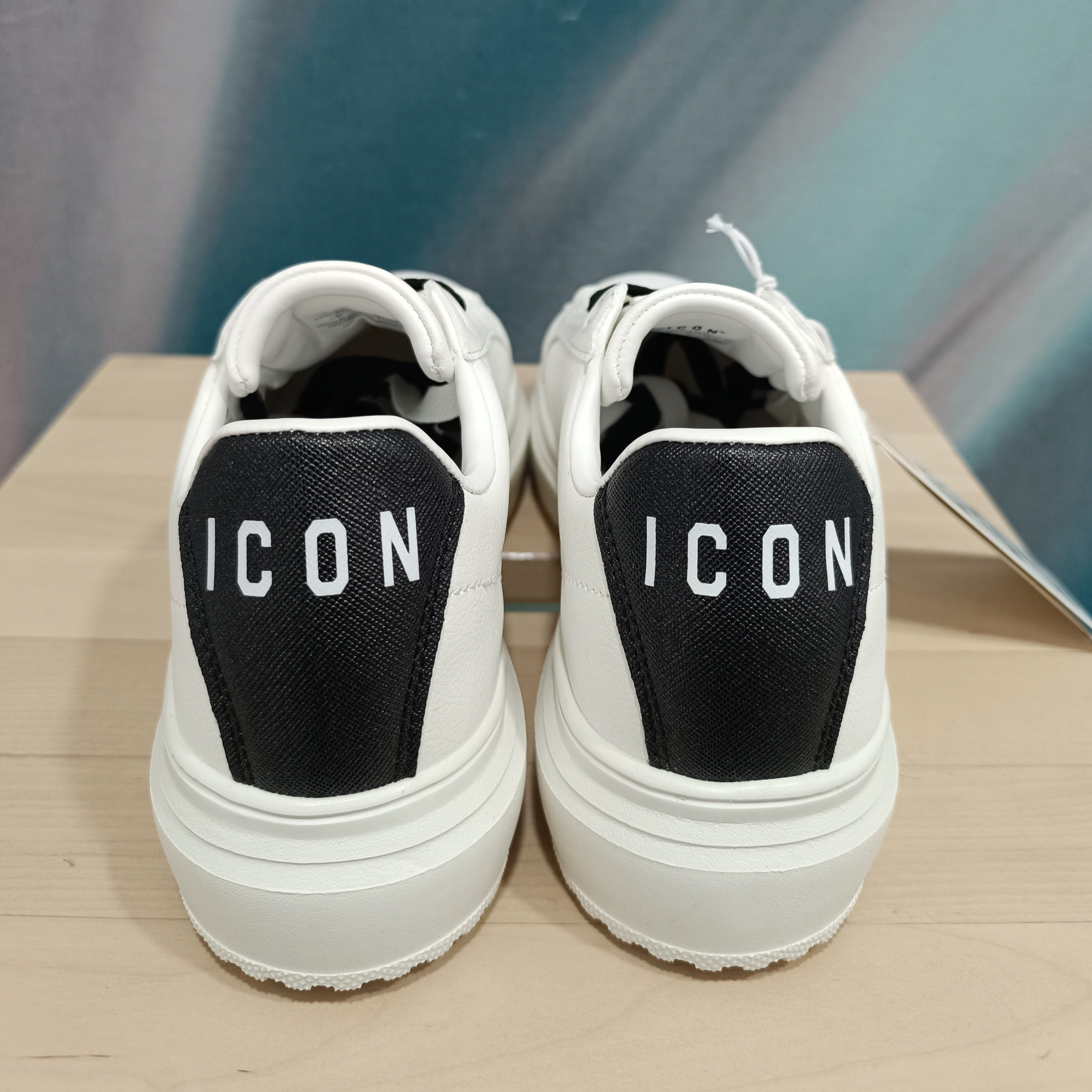 Sneaker Icon