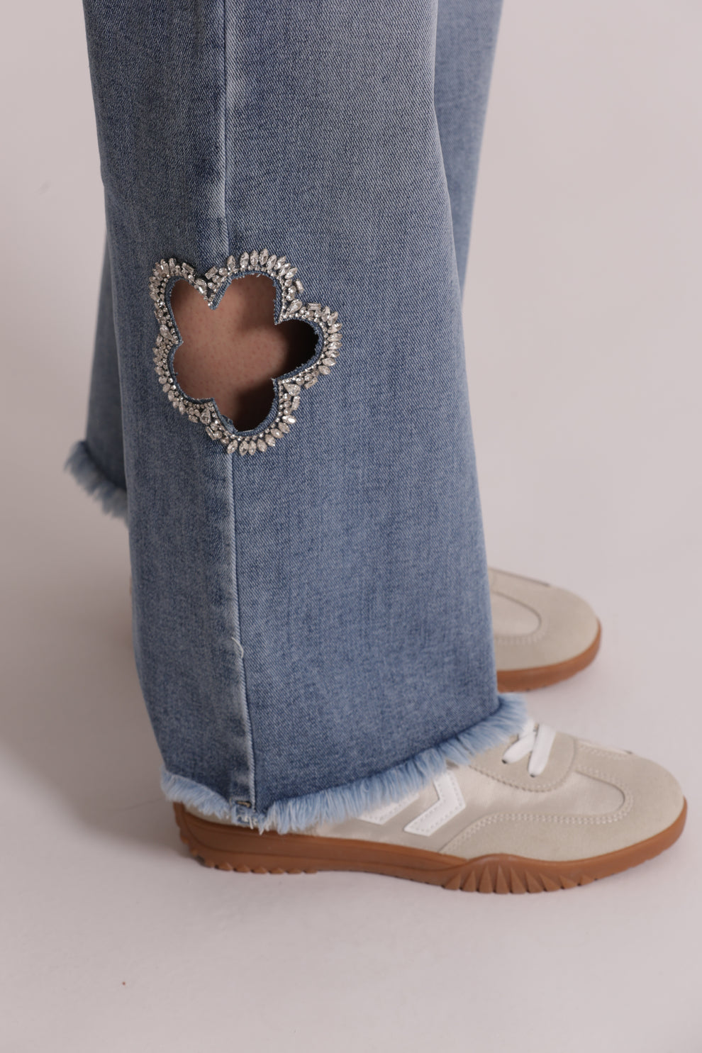 JEANS MARINE CON CUT OUT GIOIELLO MIMI-MUA