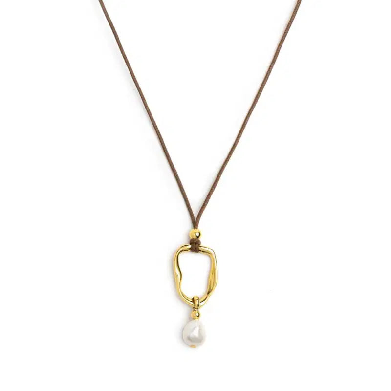 Collana cordino con pendente a forma organica con perla Marlù