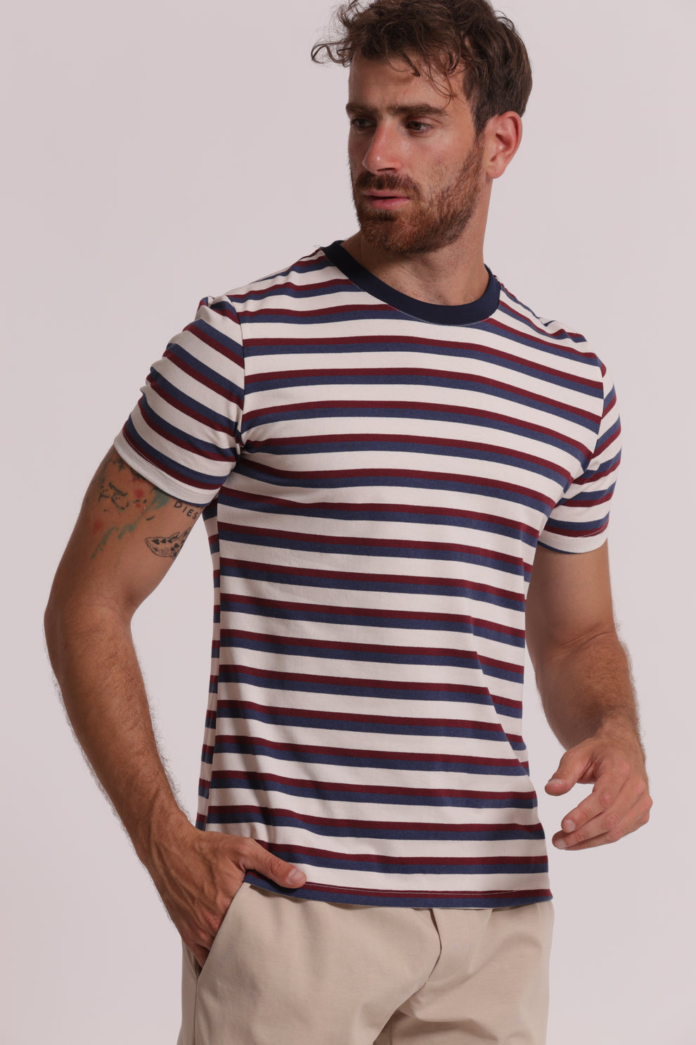 T-SHIRT GIROCOLLO CON RIGHE 7x8