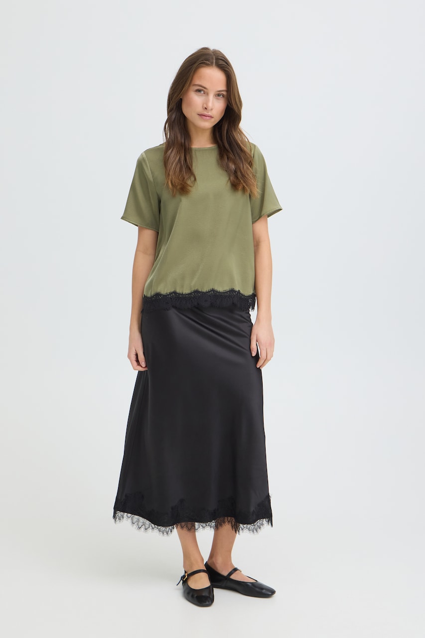 Blusa B.Young