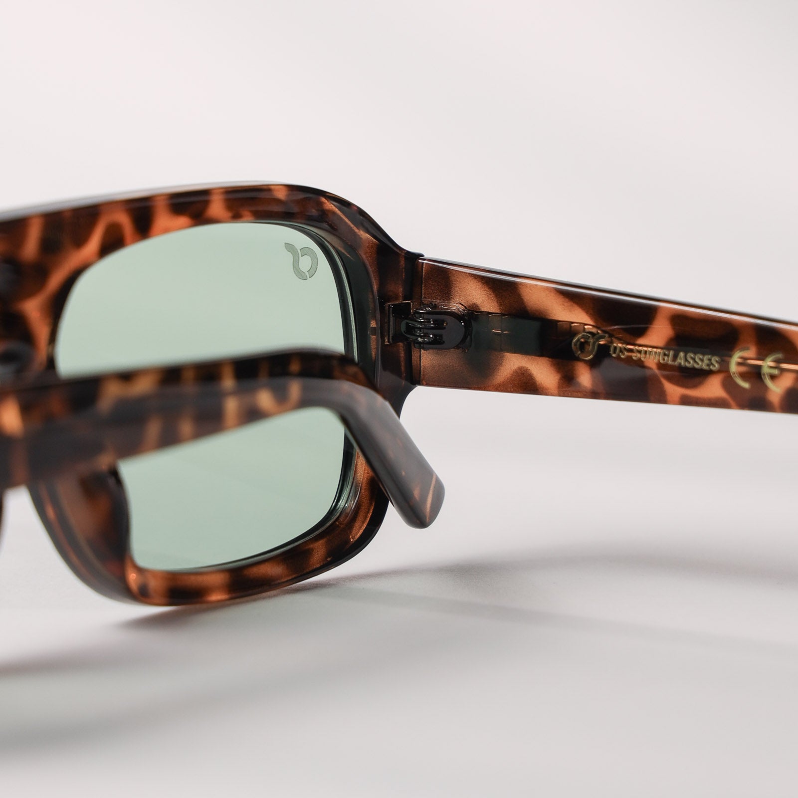 Roma Tartarugato Verde OnSunglasses