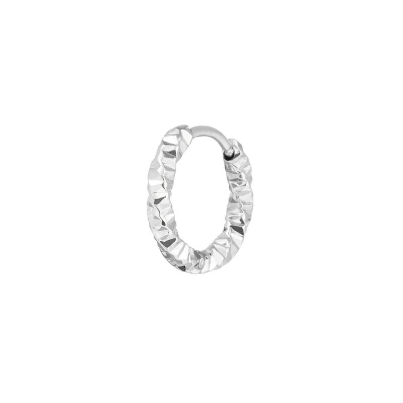 Orecchino a cerchio ritorto 1,5 cm trama diamantata Marlù