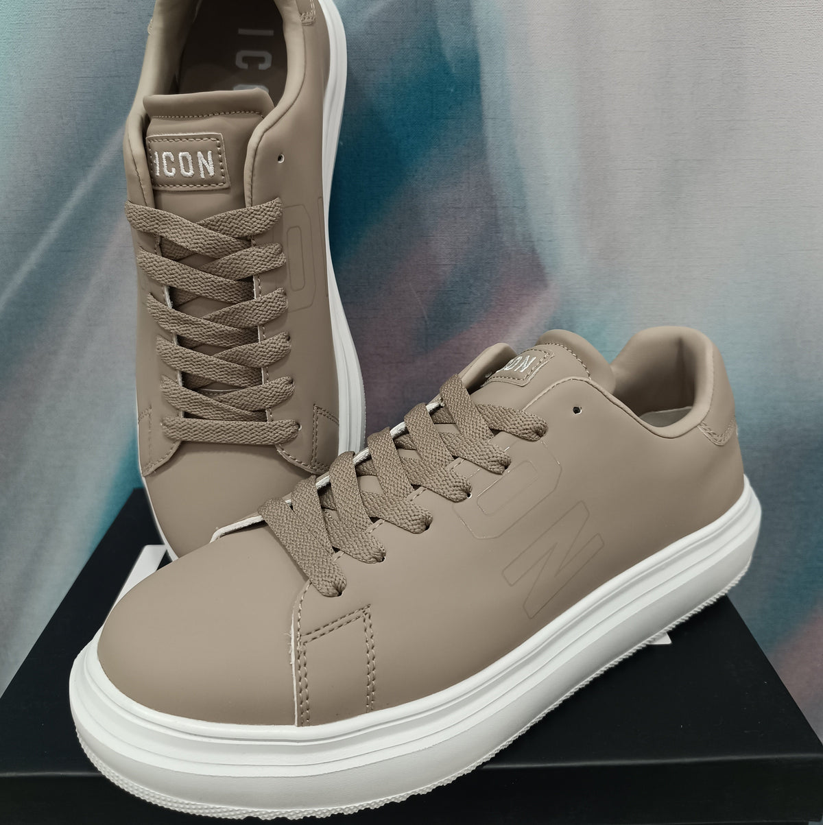 Sneakers ICON