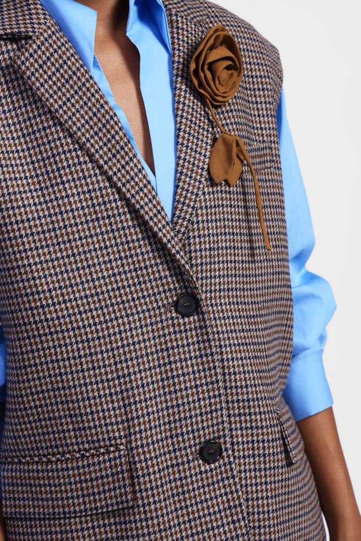 Gilet con cintura e spilla casuale inclusa Dixie