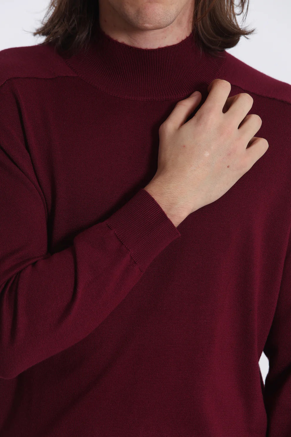 PULLOVER IN MAGLIA A MEZZO COLLO IN TINTA UNITA 7x8