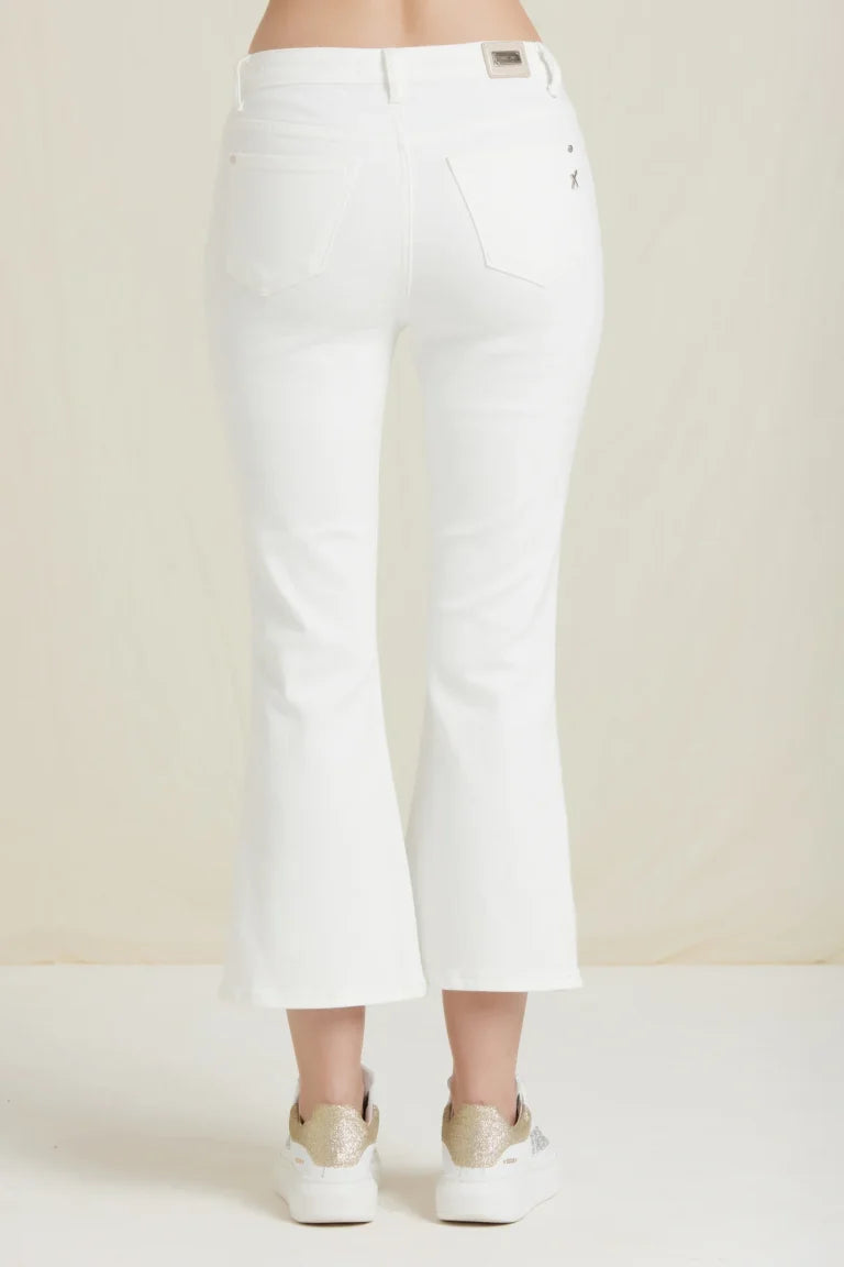 WANDA-BULL SHORT FLARE TAKE TWO