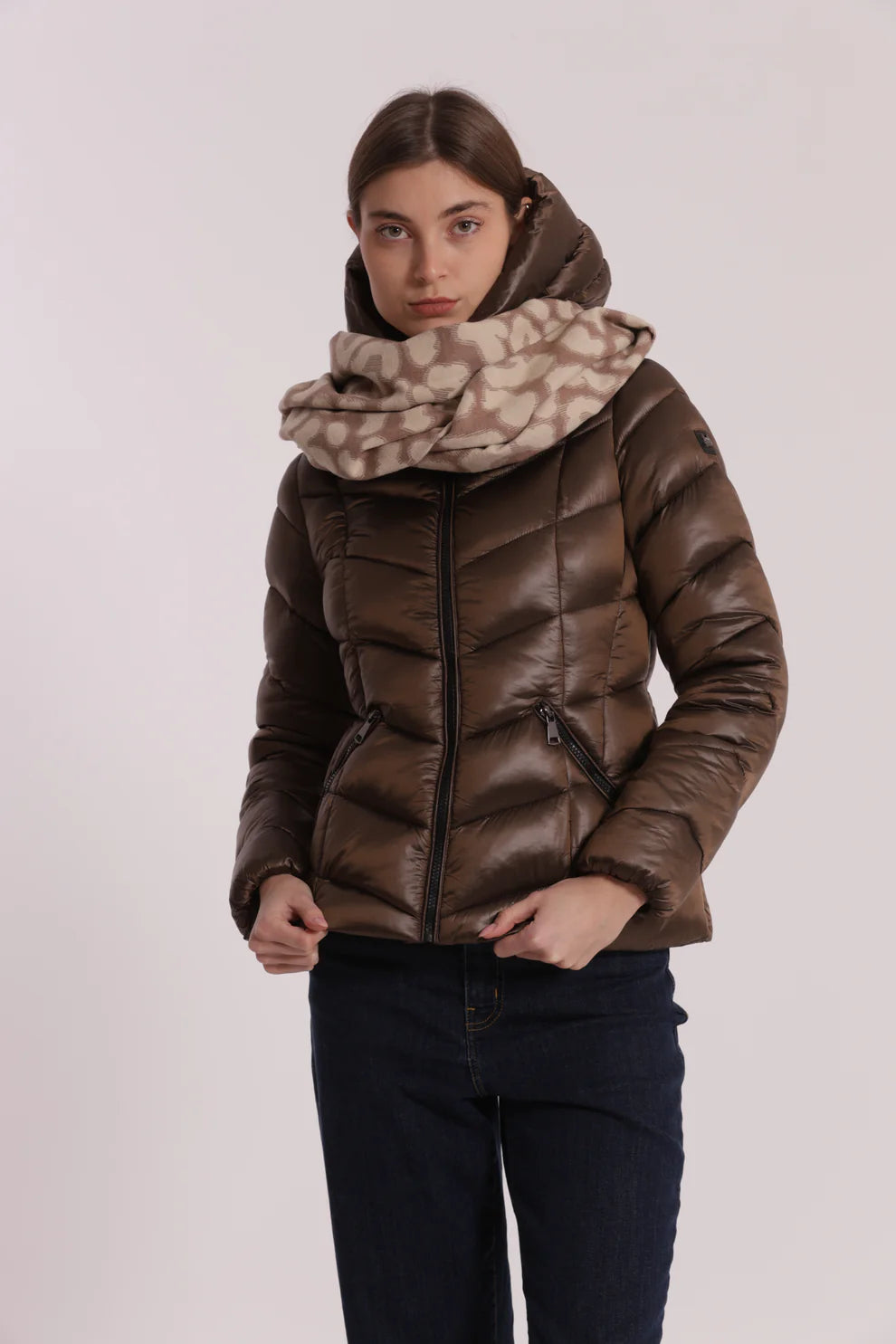 SCIARPA CON MOTIVO LEOPARDATO MIMI-MUA