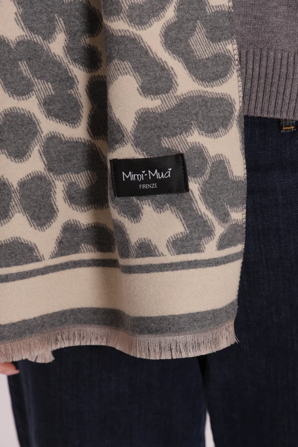 SCIARPA CON MOTIVO LEOPARDATO MIMI-MUA