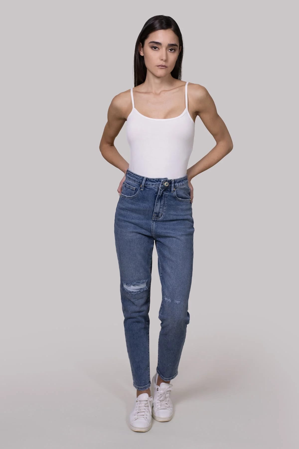 JEANS ZOE MOM FIT WHITE WISE