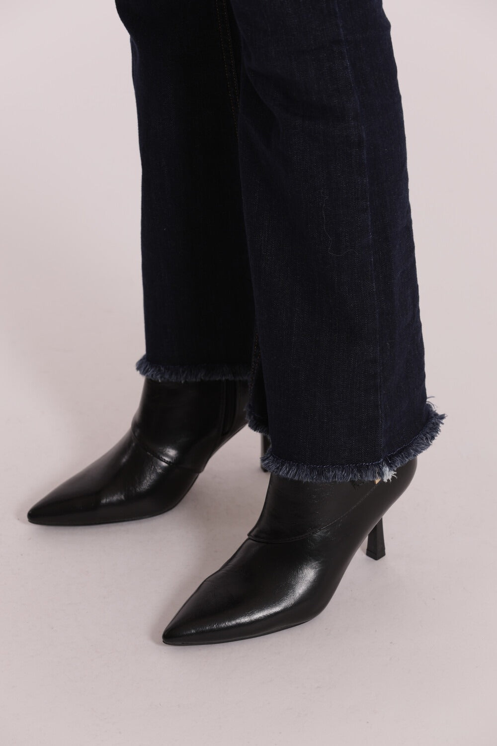 JEANS SFRANGIATO MIMI-MUA