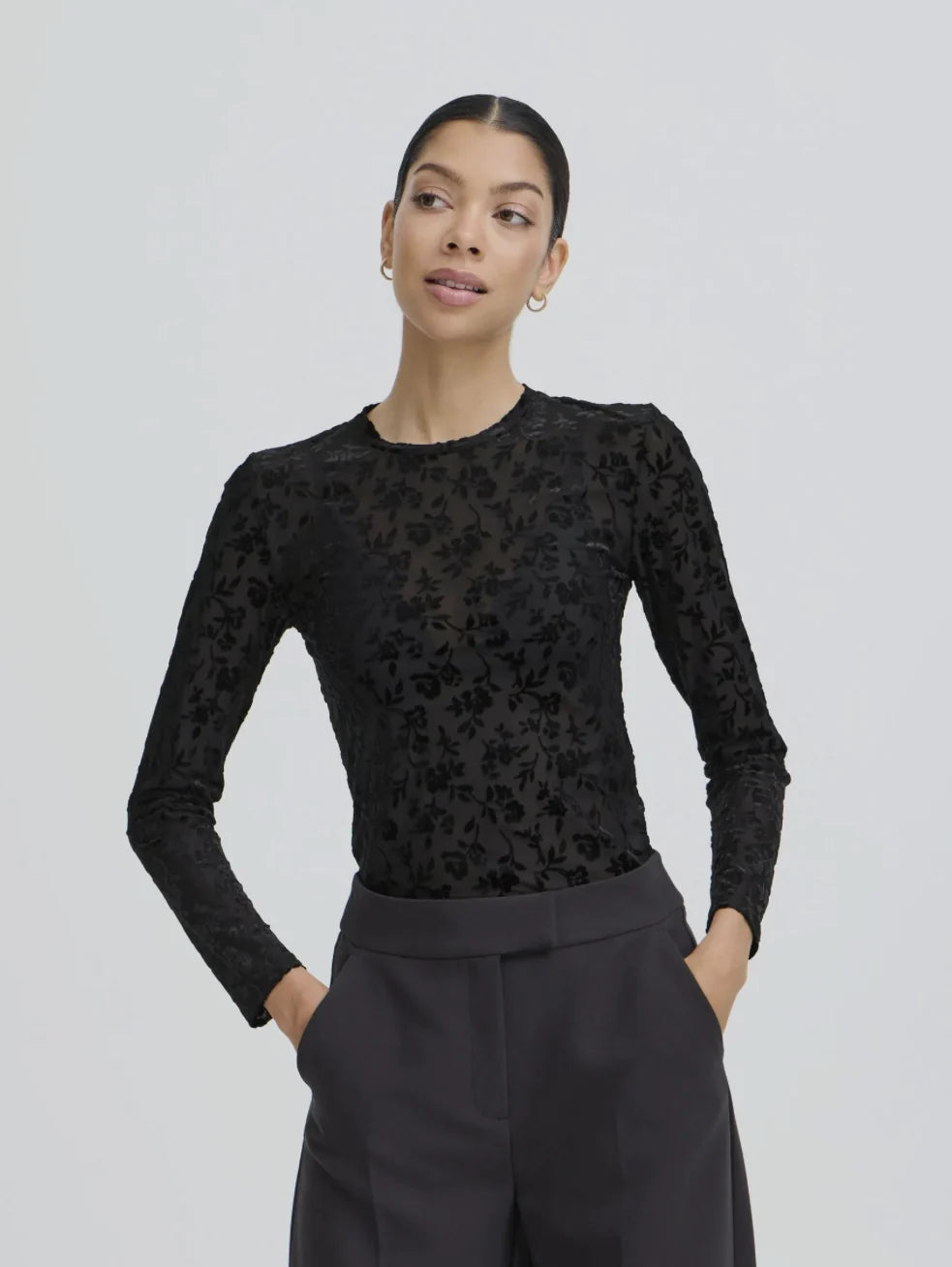 BYSHIRLEY TOP B.YOUNG