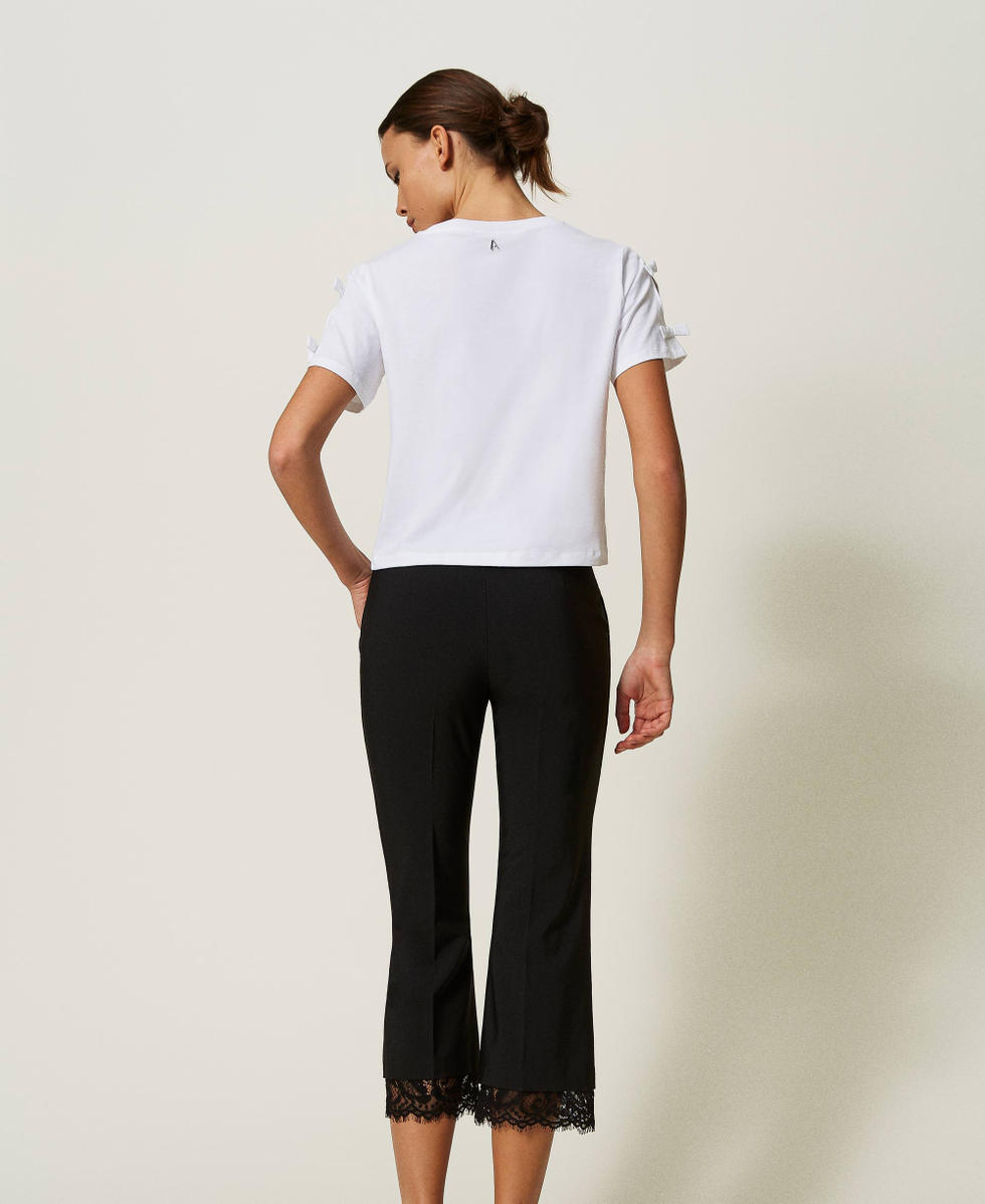 Pantaloni cropped con pizzo macramè TWINSET