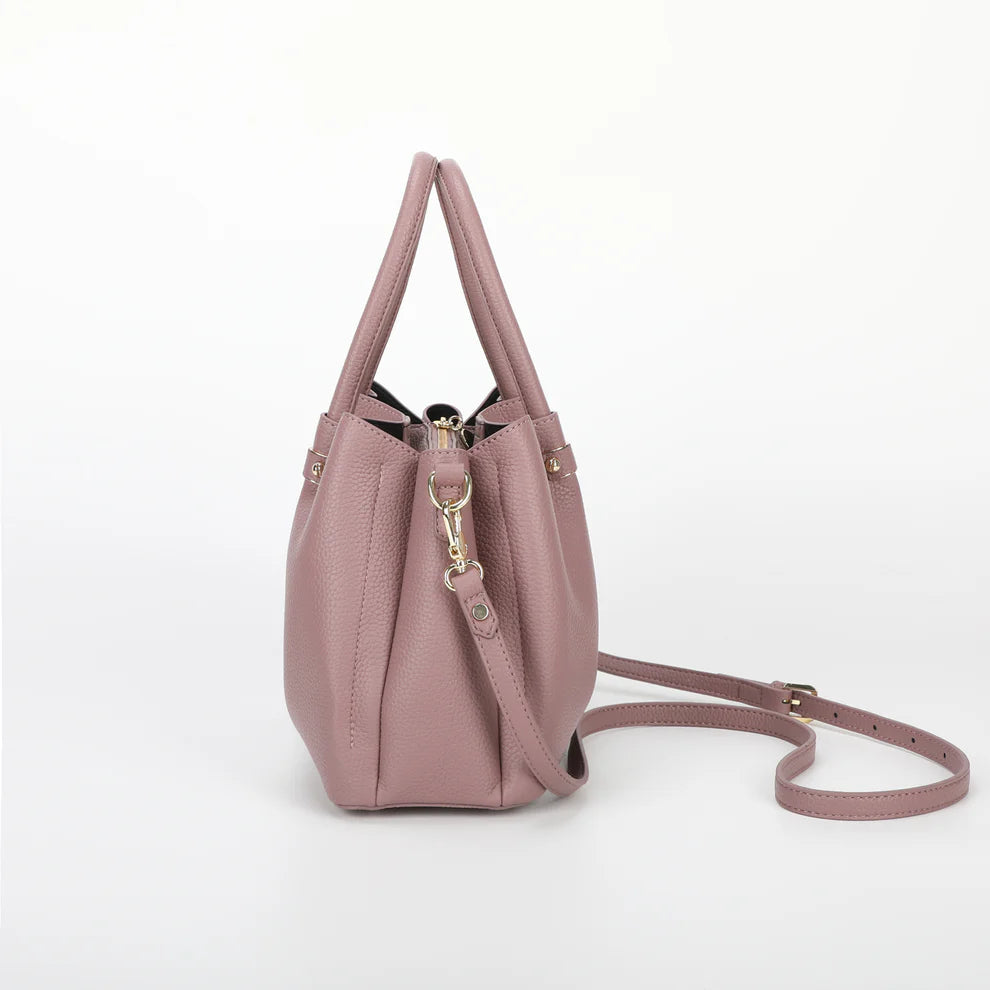 BORSA A MANO CON RIFINITURE IN TINTA MIMI-MUA