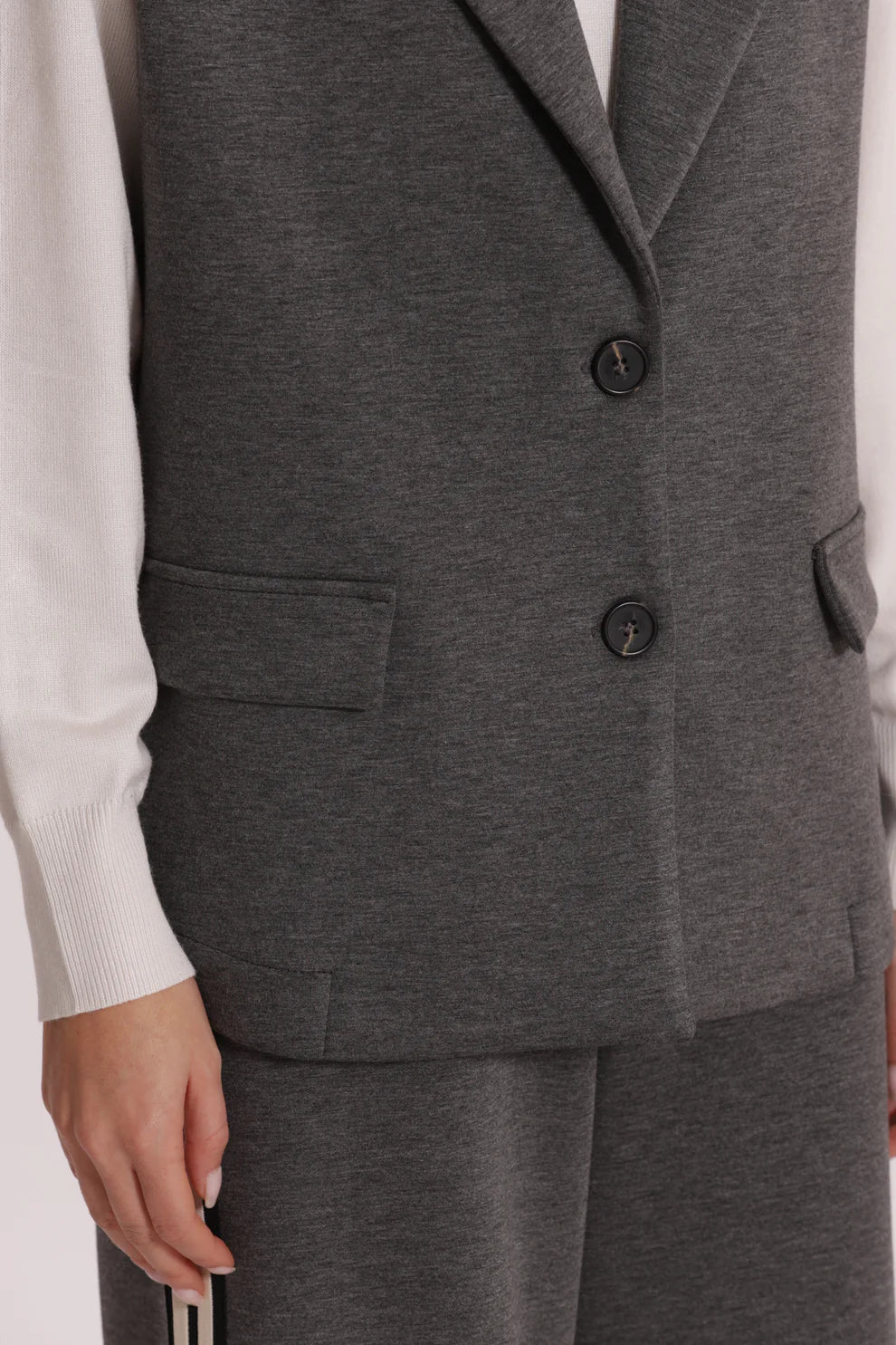 GILET OVER IN NEOPRENE CON FIORE MIMI-MUA