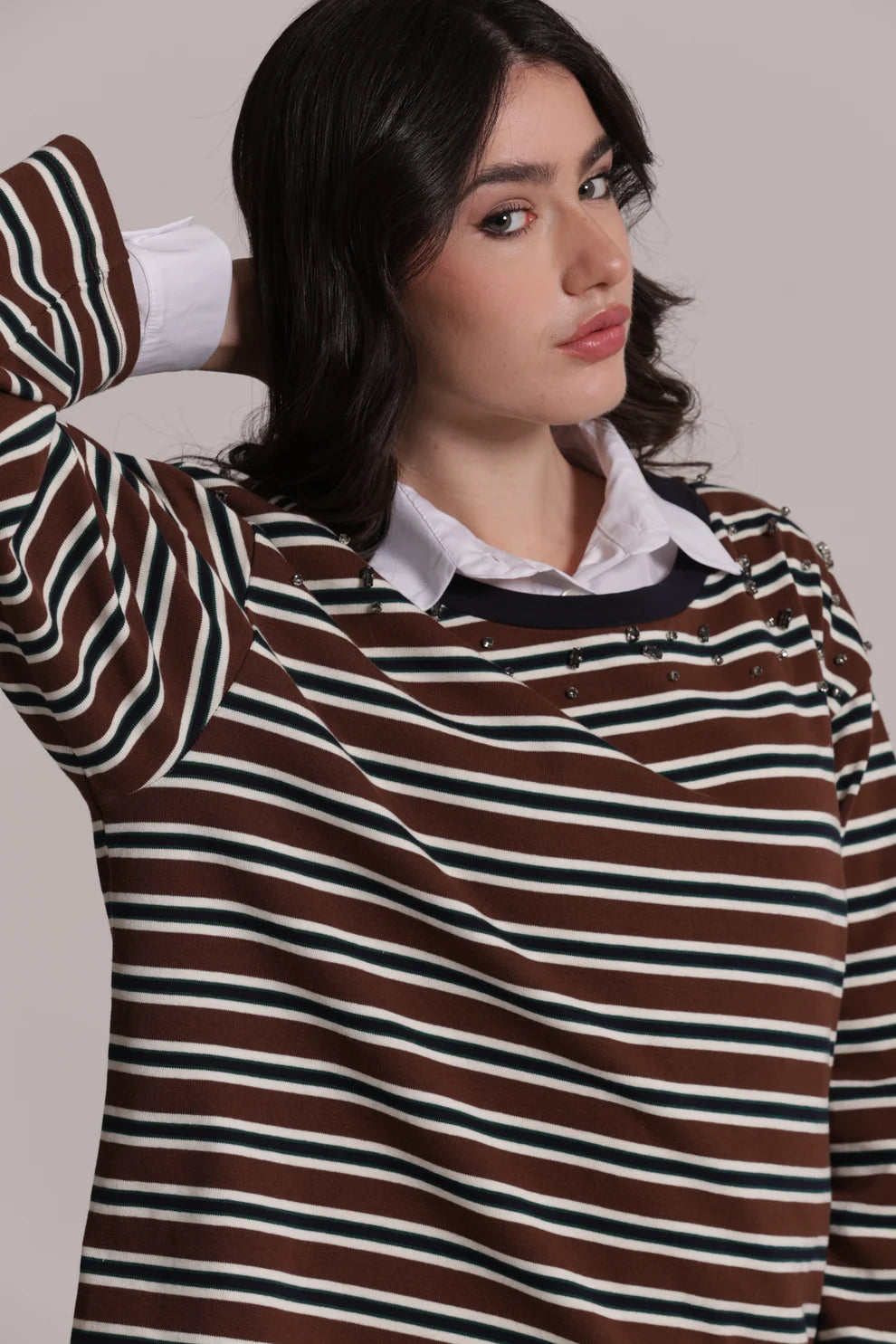 T-SHIRT MANICHE LUNGHE A RIGHE CON APPLICAZIONI MIMI-MUA