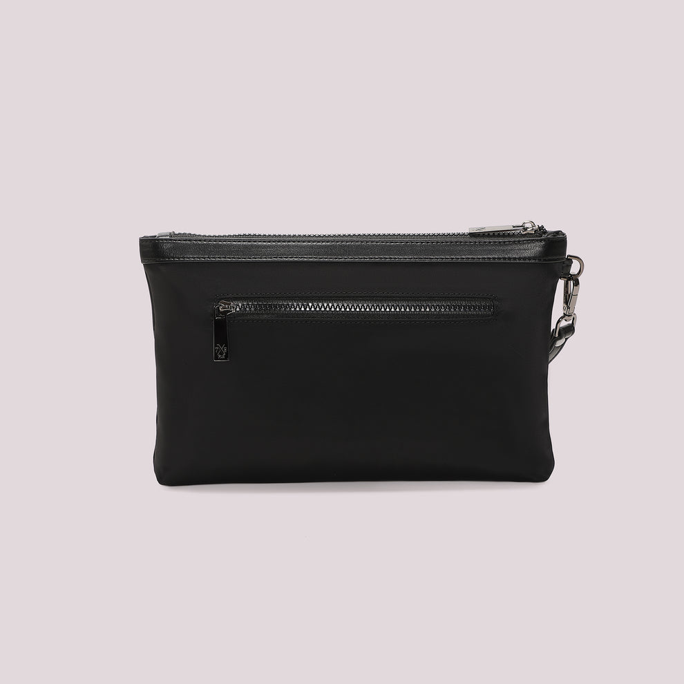POCHETTE IN NYLON IN TINTA UNITA 7x8
