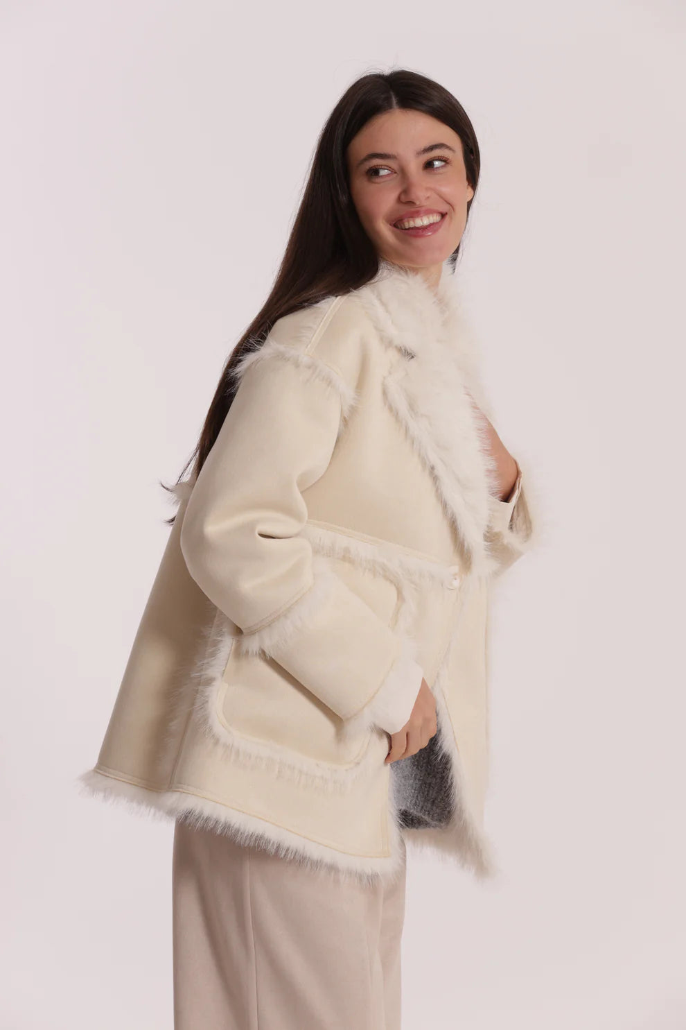 GIUBBOTTO REVERSIBILE EFFETTO MONTONE MIMI-MUA