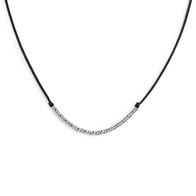 Collana cordino con sfere e rondelle al centro Marlù