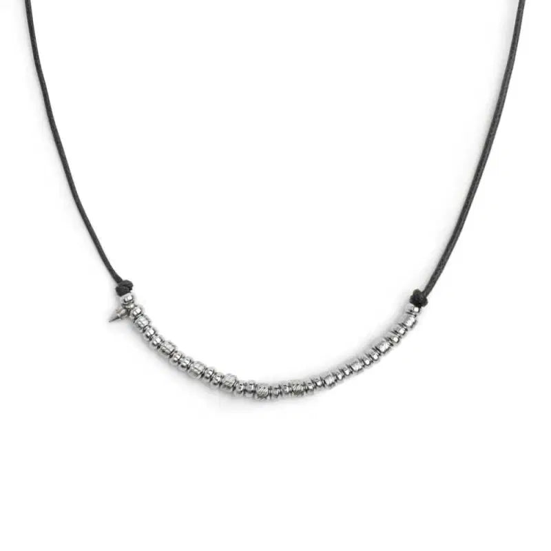 Collana cordino cerato elementi in acciaio e mini spike Marlù