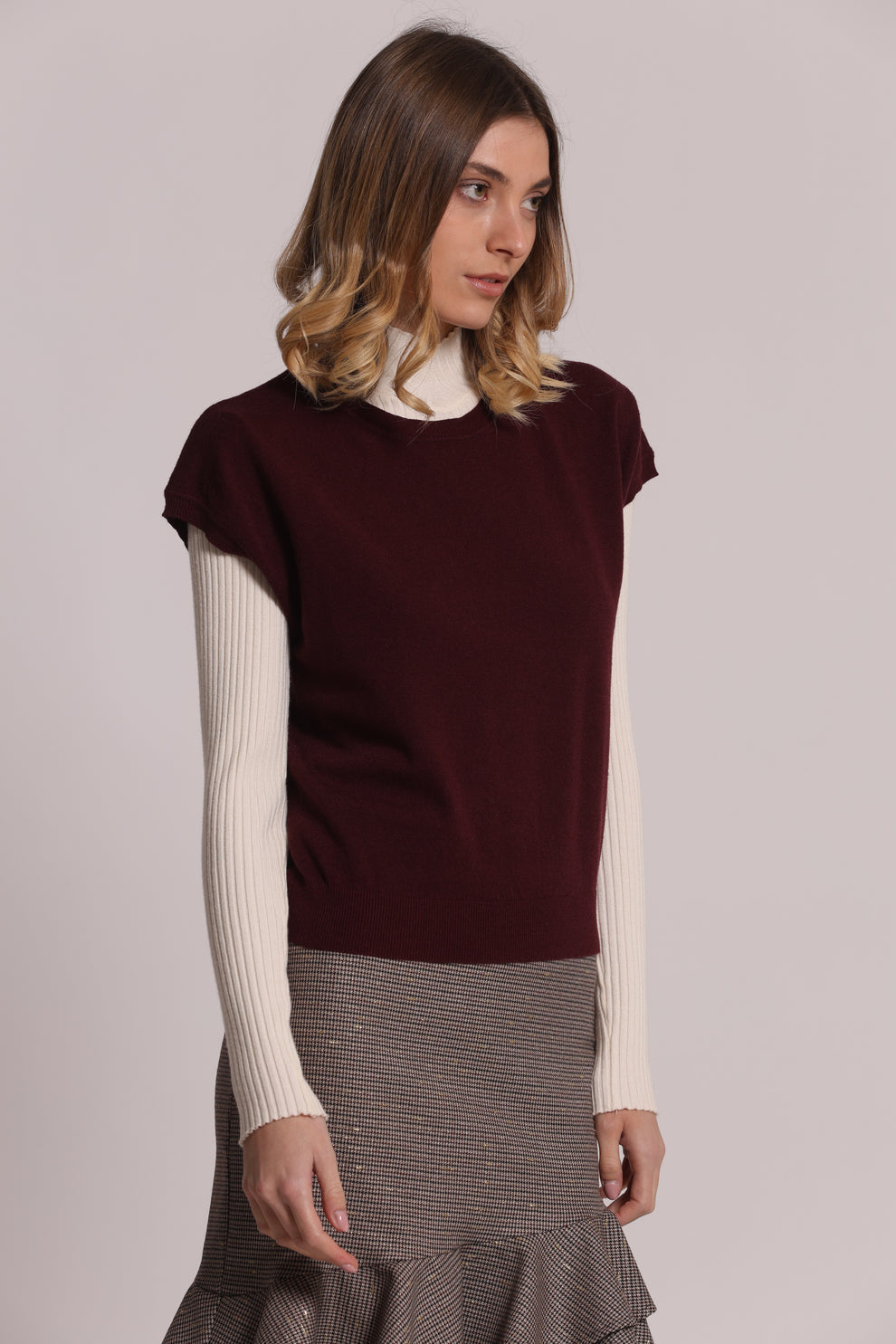 MAGLIA A MANICHE CORTE MIMI-MUA