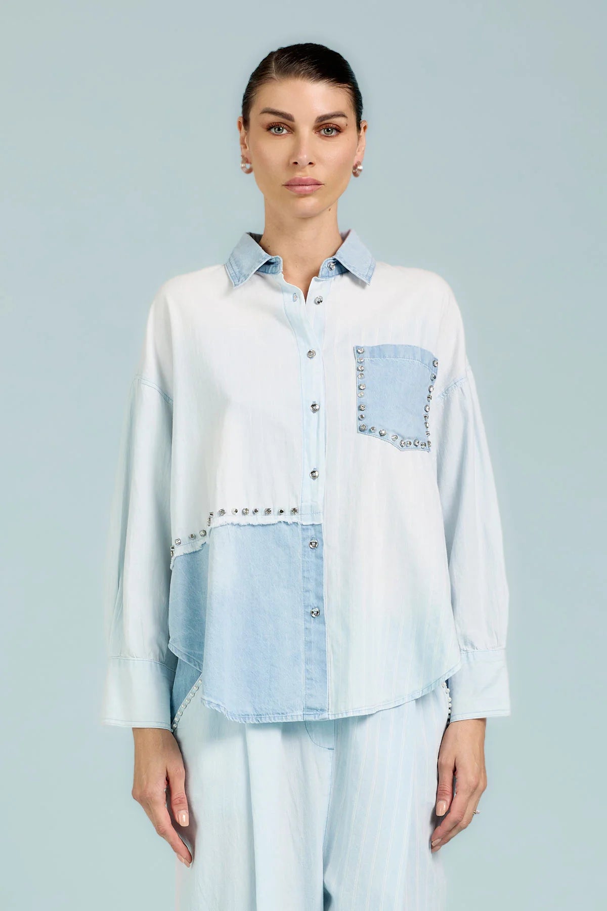 CAMICIA DENIM PATCHWORK CON APPLICAZIONI TAKE TWO