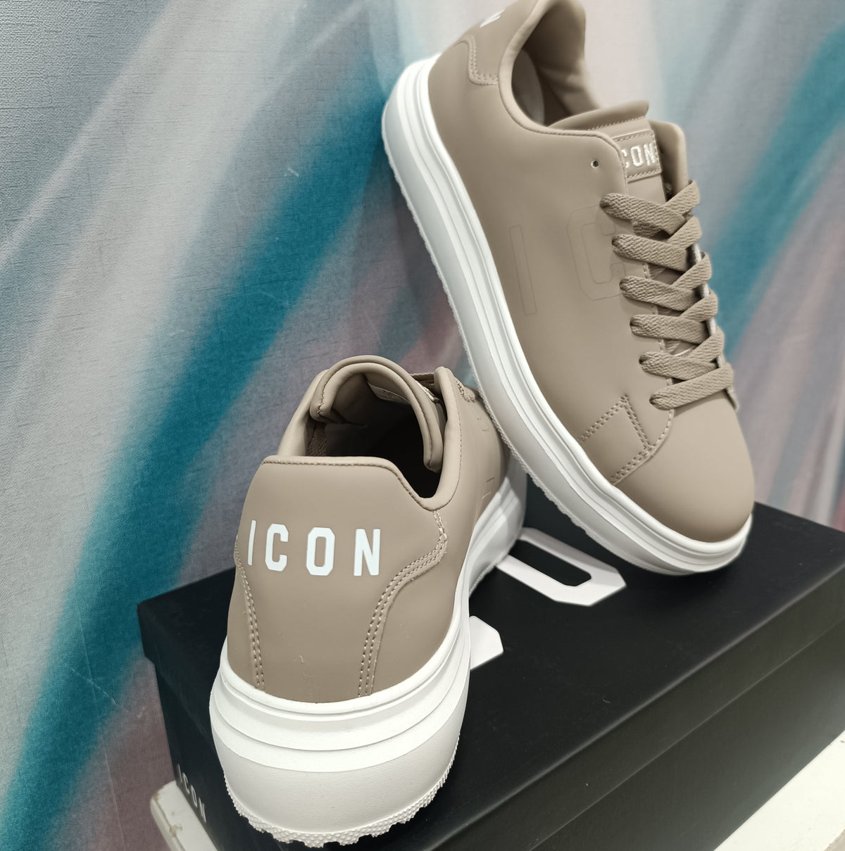 Sneakers ICON