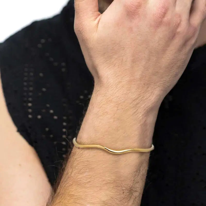 Bracciale rigido a forma organica Marlù