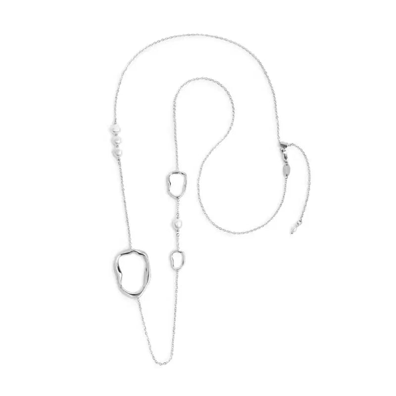 Collana catena con tre elementi di diverse dimensioni a forma organica e perle Marlù
