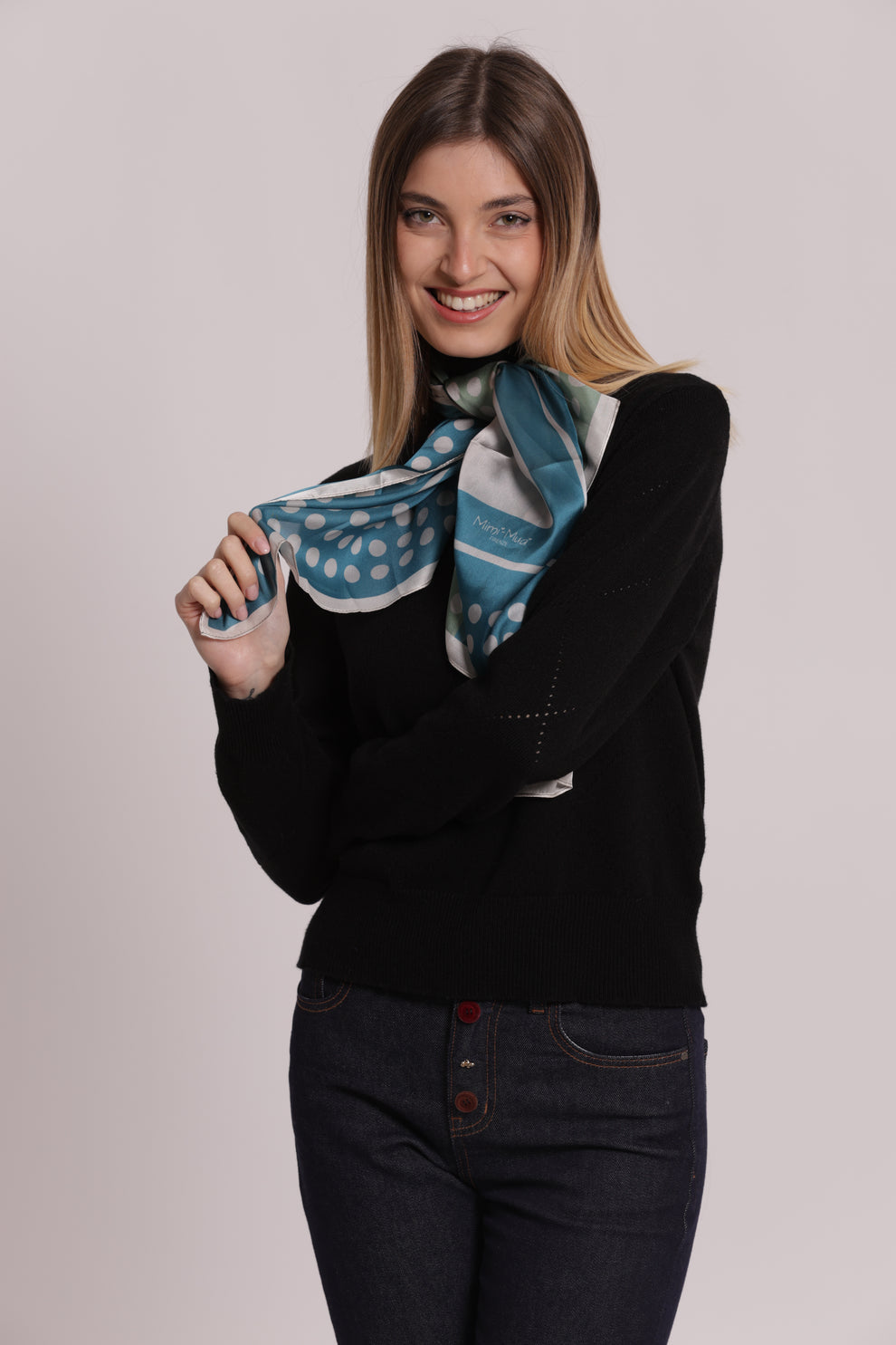 FOULARD CON CORNICE A PALLINI (90X90 cm) MIMI-MUA
