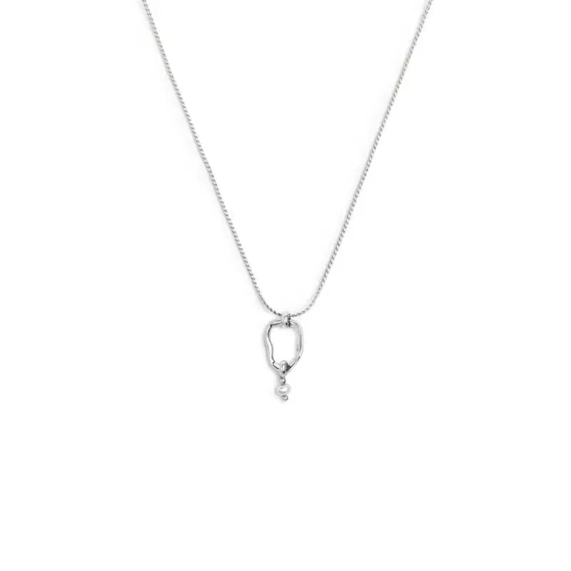 Collana catena serpentine con centrale a forma organica con perla Marlù