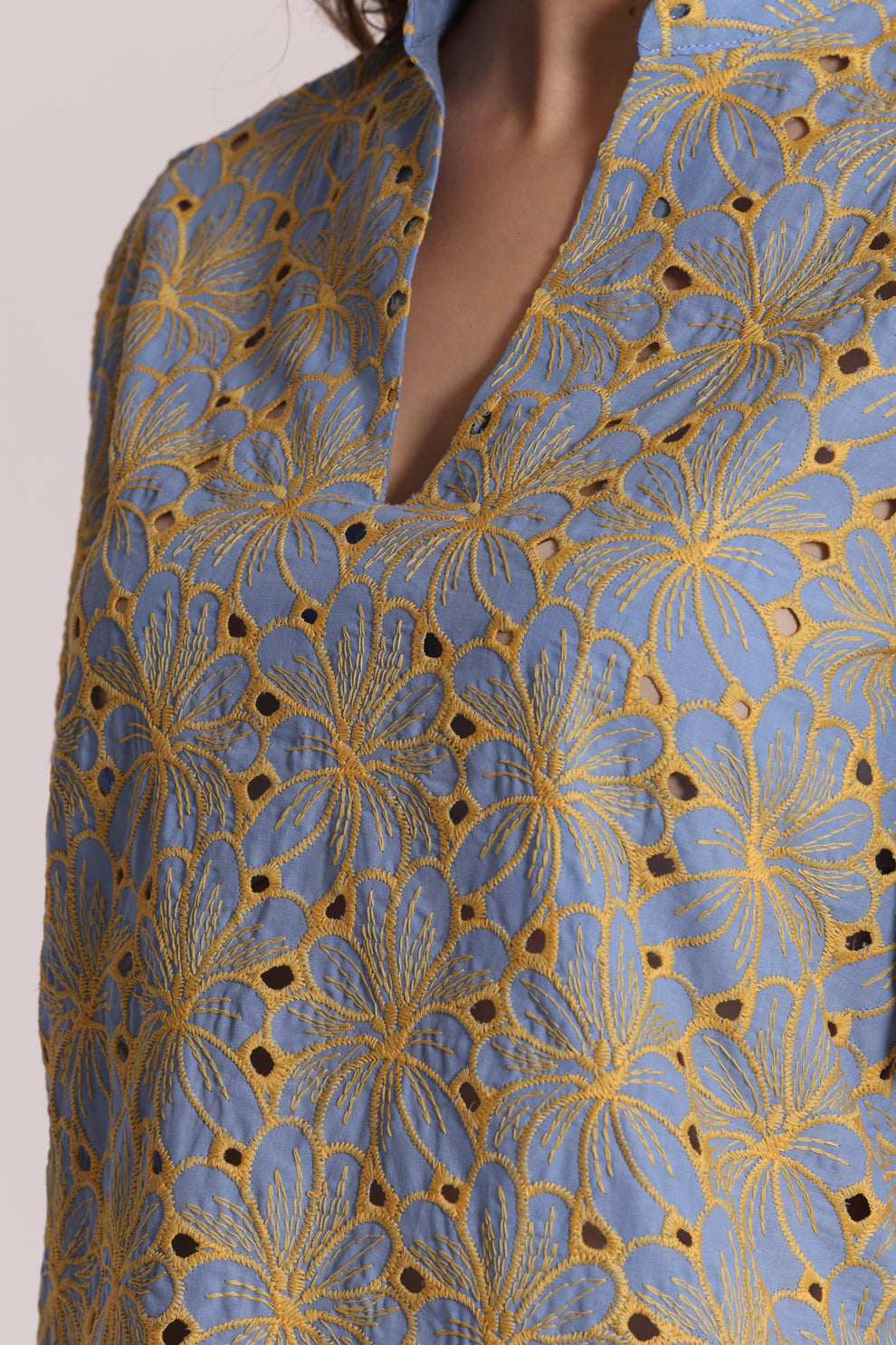 BLUSA A MANICHE CORTE IN SANGALLO MIMI-MUA