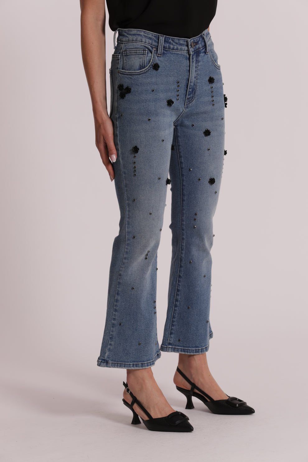 JEANS FLARE CON APPLICAZIONI FLOREALI MIMI-MUA