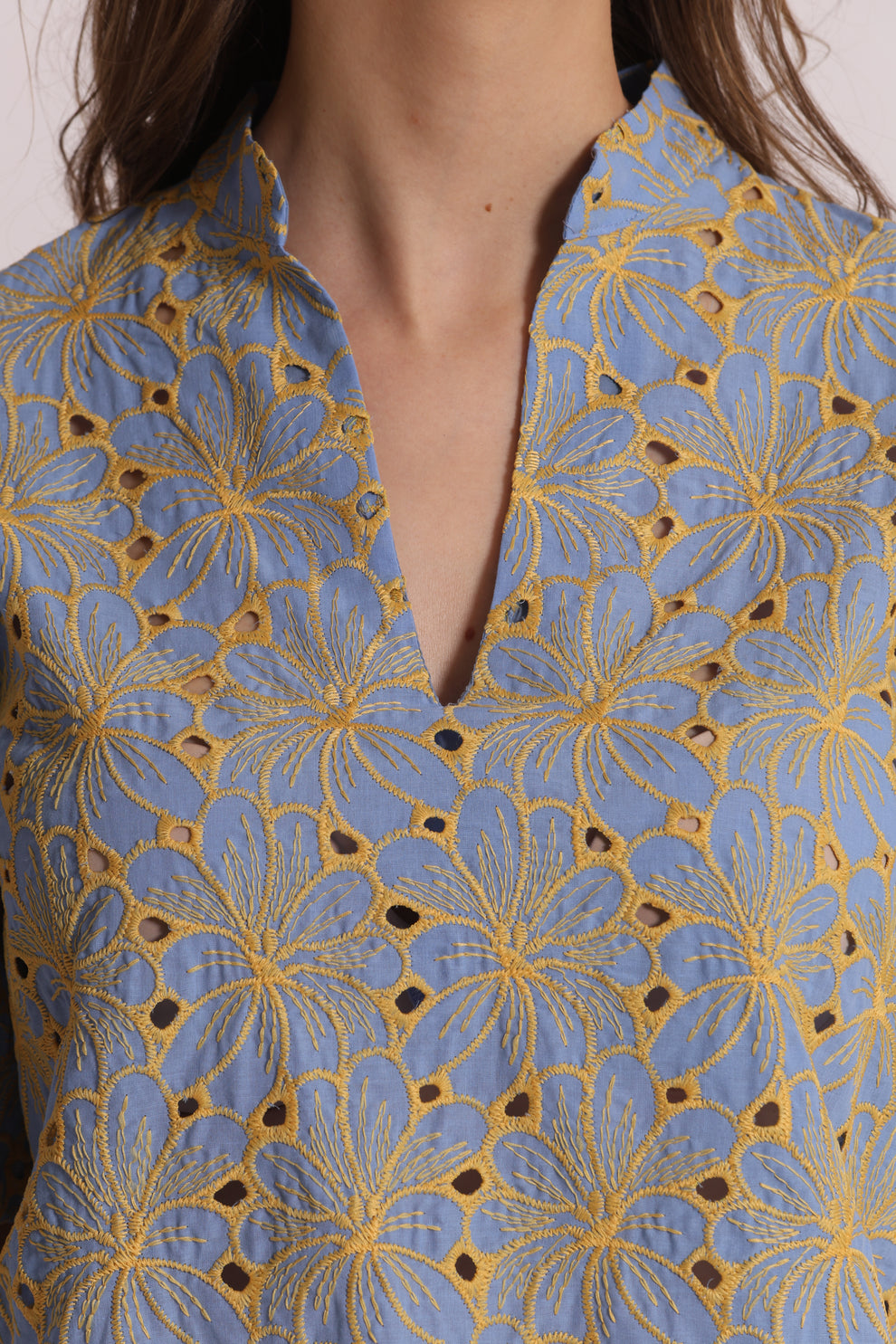 BLUSA A MANICHE CORTE IN SANGALLO MIMI-MUA