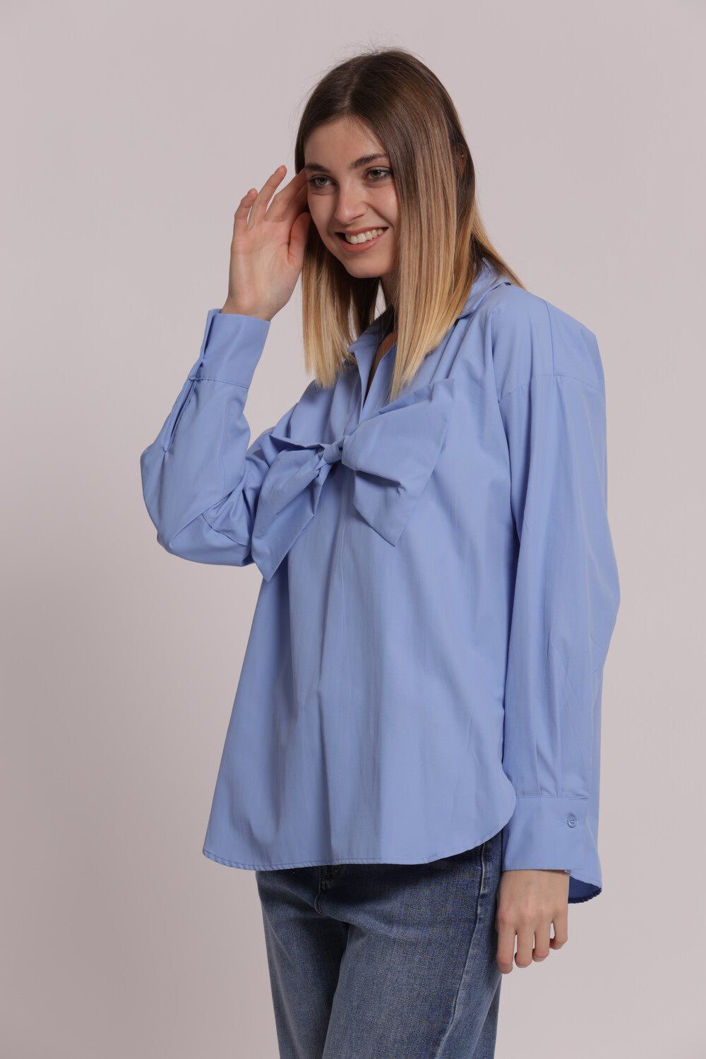 BLUSA CON FIOCCO FRONTALE Mimi-Mua